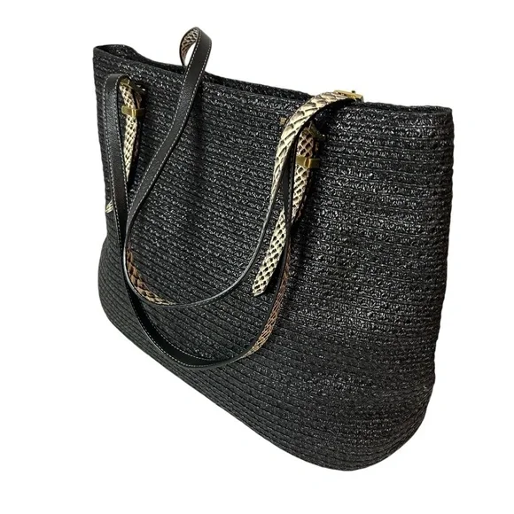 Eric Javitz women’s black straw tote bag with leather handles - Picture 5 of 7